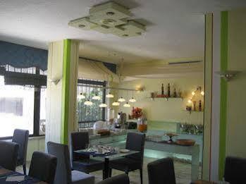 Crystal 3* Amman