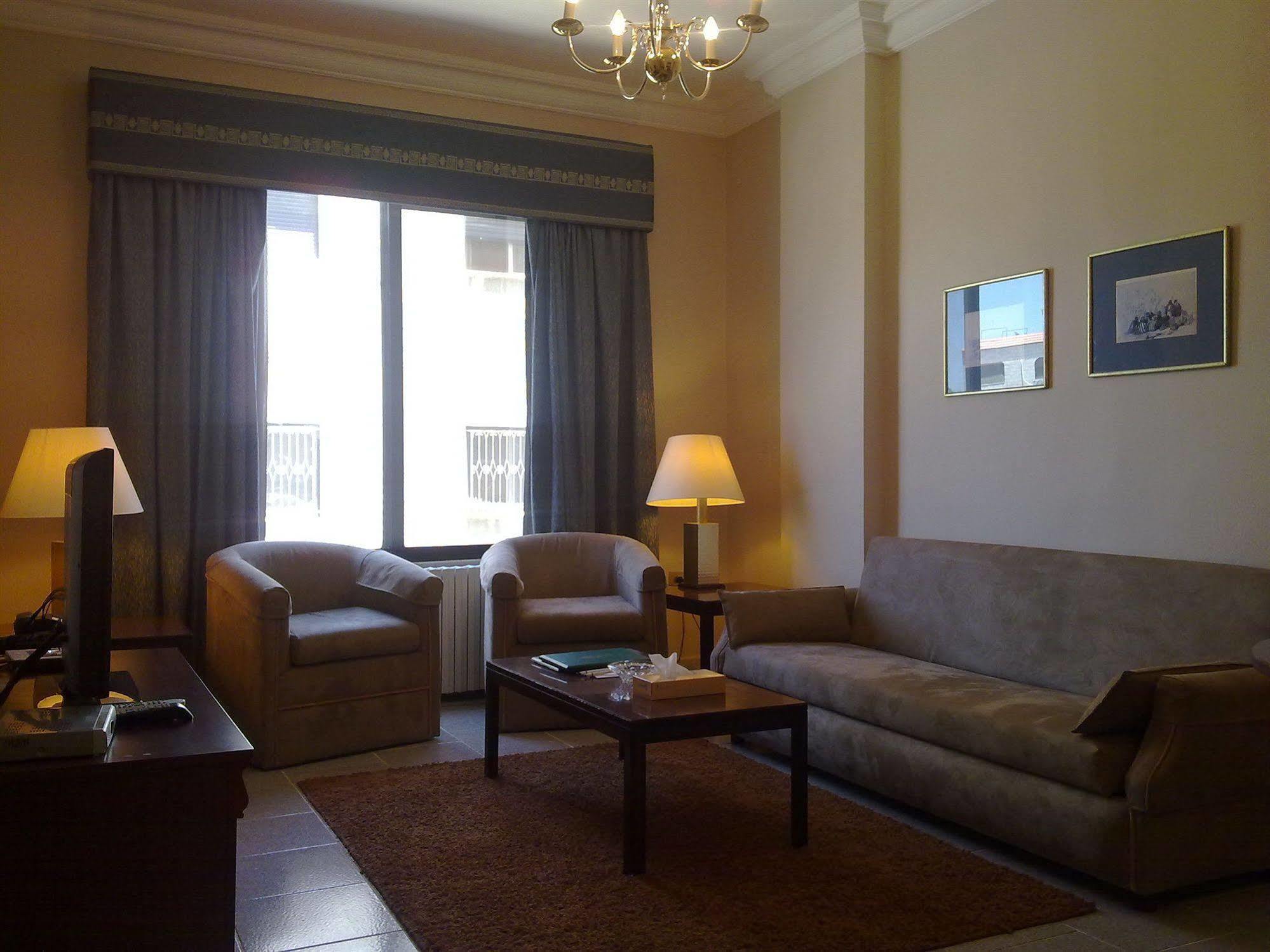Hotel de apartamente Crystal Amman